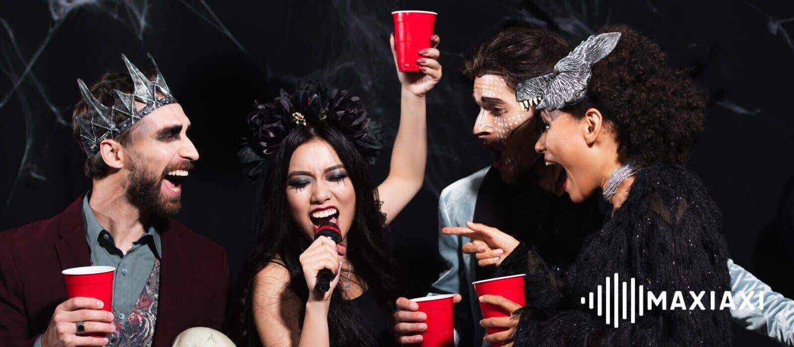 Halloween Karaoke Party organisieren: So wird der Abend laut