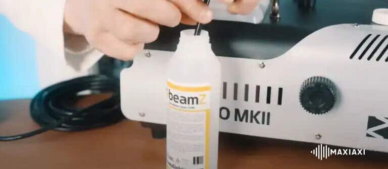 Nebelmaschine reinigen: So machst du das!