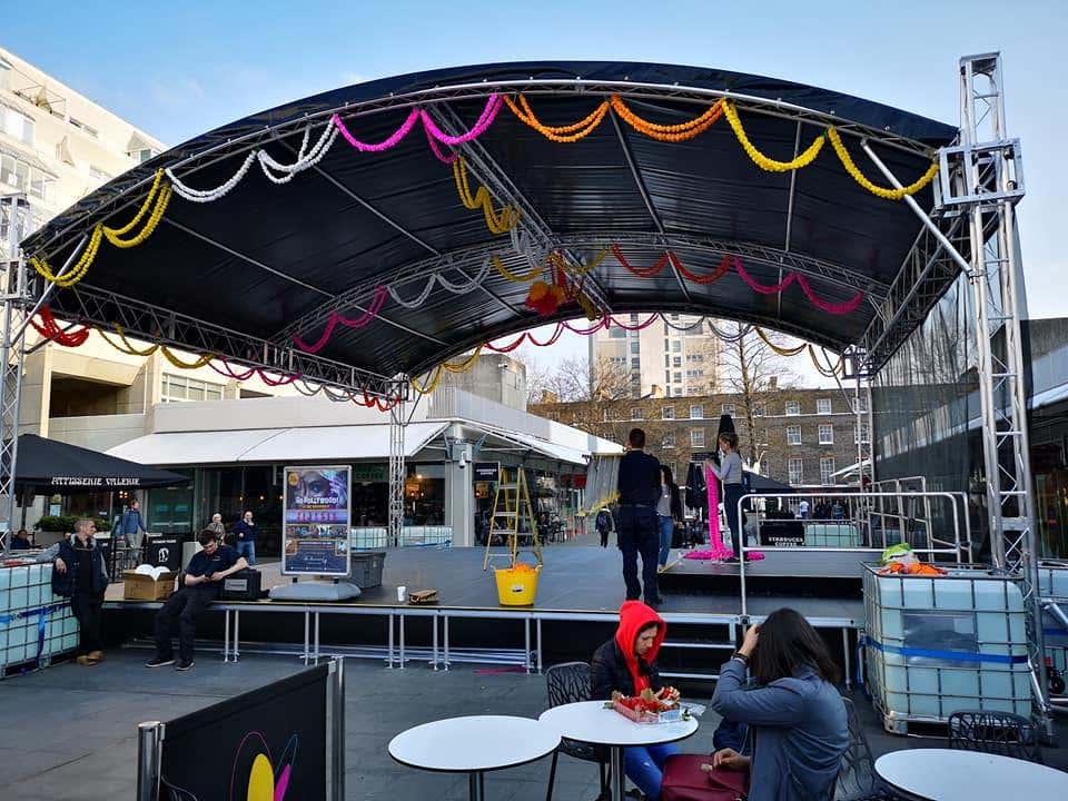 Podium en truss